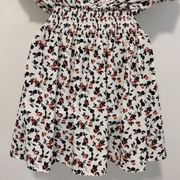 J for Justify - Floral Smocked Mini Dress - Picture 9 of 12